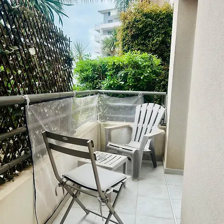 Apartment Calme Avec Terrasse A Ajaccio (Corsica)