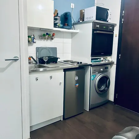 Calme Avec Terrasse A Apartament